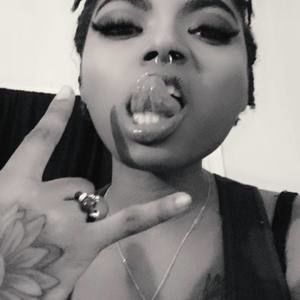 Meet your Posher, Destiny